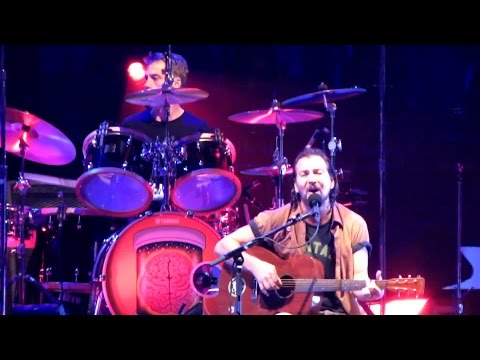 Pearl Jam: Speed Of Sound [HD] 2009-10-28 - Philadelphia, PA