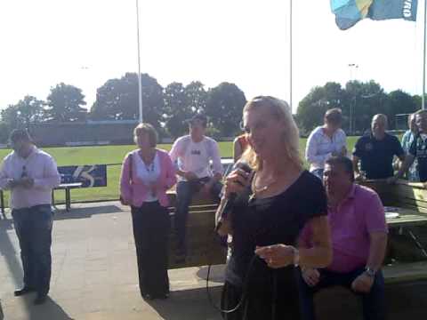 sc 't Gooi DA1 kampioensfeest  - Hopje zingt Girl