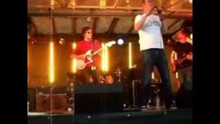 Young At Heart - The Bluebells -- live  festival in Lanarkshire, Scotland