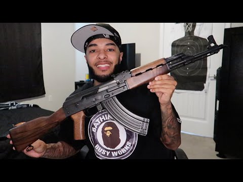 Unboxing AK-47