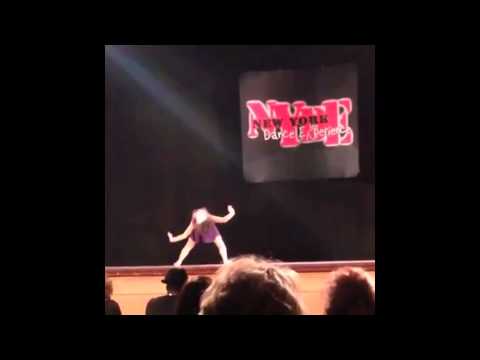 Dance Moms - Clip Of Nias New Solo 'The Colour Purple'