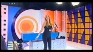 ••Dana Halabi singing 