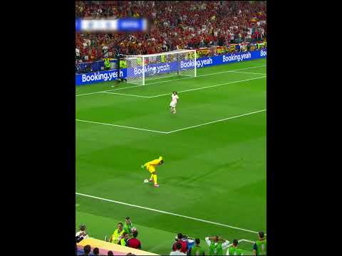 When Goalkeepers Get Bored🤯🔥