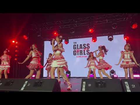 [Fancam] The Glass Girls - We Are The Glass Girls [4K] 20250615 @Love or Not ? , The Street Ratchada