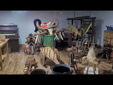 Sala do museu, igreja nova em TRINDADE GOIAS 