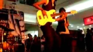 Download lagu LARVA  covering HONEY Laruku (swing and jazzy version) @Bekasi mp3 Download lagu LARVA  covering HONEY Laruku (swing and jazzy version) @Bekasi mp3