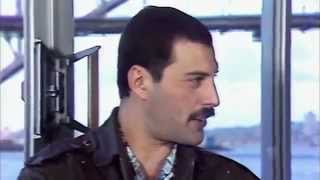 Freddie Mercury vs. Sid Vicious