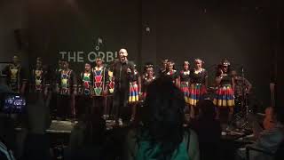 Tito Da.Fire performs “Freedom Song” with Wouter Kellerman & Ndlovu Youth Choir (Live in Joburg) 1