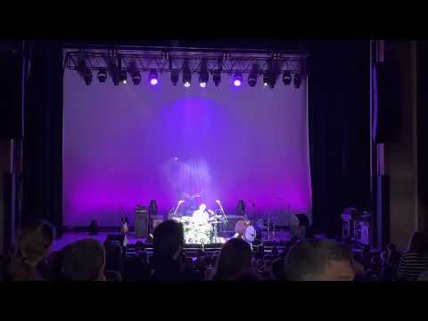 Set opener - Ted Poor live at the Agora Ballroom