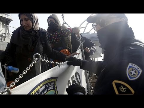 Erste Rückführung von Flüchtlingen in die Türkei