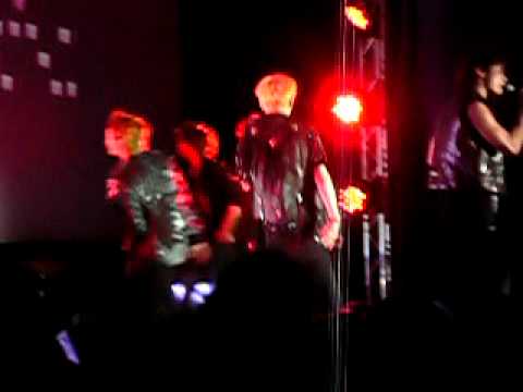 SHINee In London - LKFF [3/11/11] - Juliette + Replay