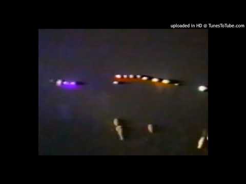 Crystal Castles Vs The Whip - Divebomb (Long Trip)