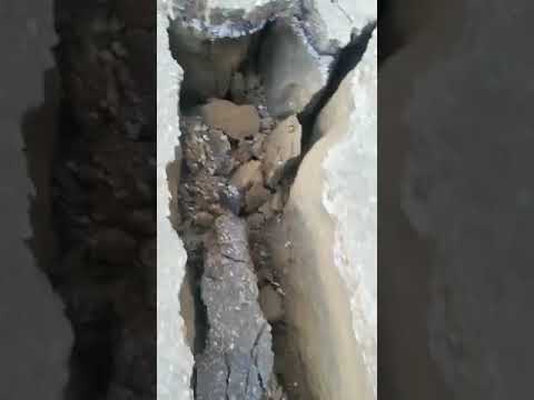 Hundimientos y ruptura por la extracción del agua subterránea.