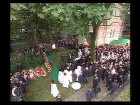 Iconic Russian writer Solzhenitsyn laid to rest in Moscow