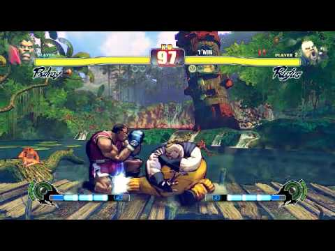 SF4 MrChowda (BA) vs. derrace (RU) 33-38