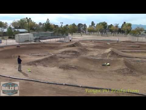 Dialed In RC: R1-Q2 Expert 4WD Truck - 11/12/16