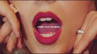 Musik-Video-Miniaturansicht zu Talk Too Much Songtext von Reneé Rapp