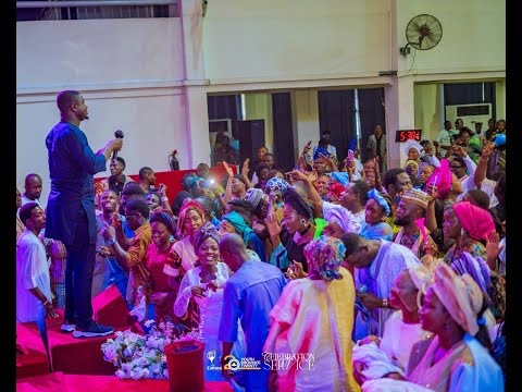BIDEMI OLAOBA ELECTRIFYING PRAISE AT RCCG THE ENVOYS SEPTEMBER 2025 CELEBRATION SERVICE