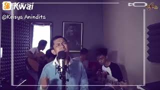 Download lagu Aku yang terluka mp3