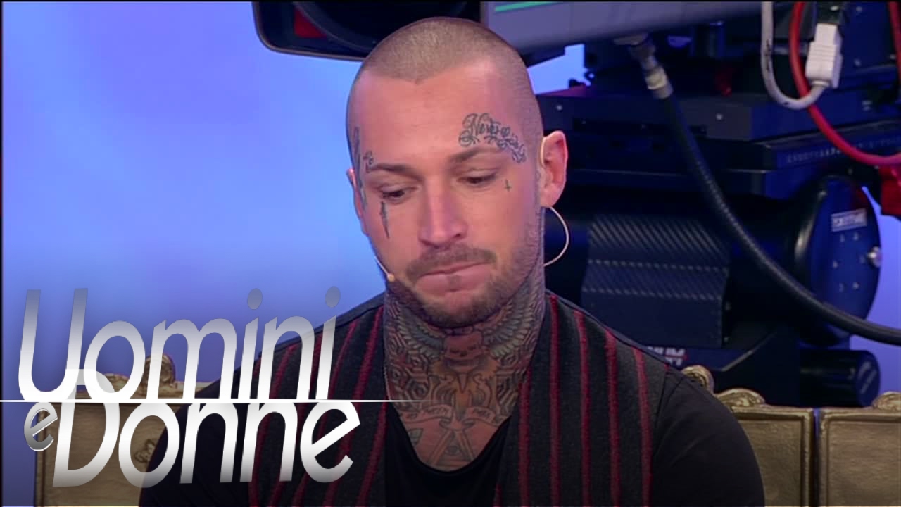 Uomini e Donne, Trono Classico - Manuel abbandona il trono