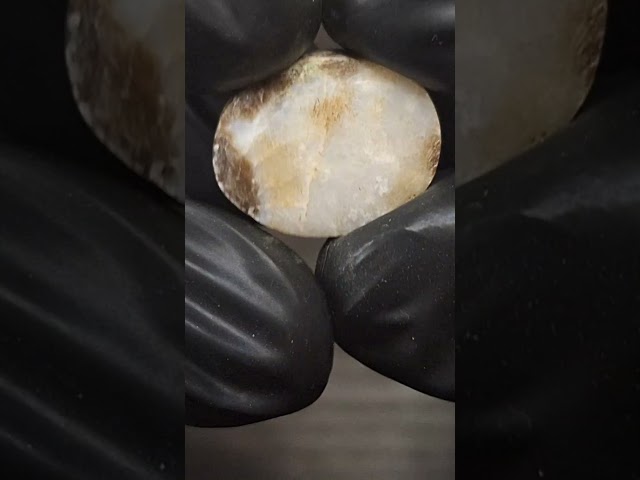 حجر عقيق داؤدي مصور طبيعي