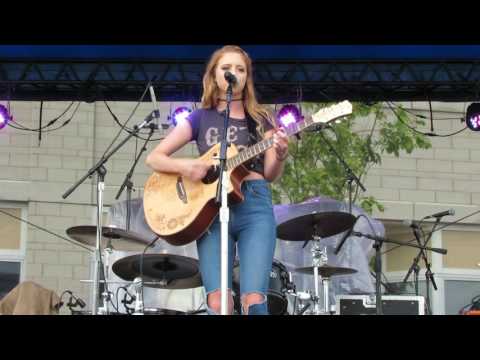 Kalie Shorr "He's Just Not That Into You" Acoustic, Live, Ohio