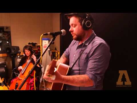 Three Fingers In - Nathaniel Rateliff