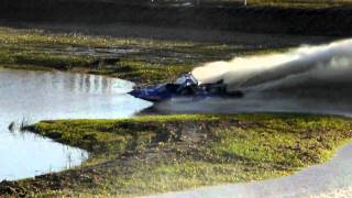 preview picture of video 'V8 Jet Boat Sprints Cabarita 2011 Jamie Welch, Sky West, Part 7'