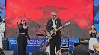 Download lagu Barasuara - Bahas Bahasa - Live @ Vindes 2025 mp3 Download lagu Barasuara - Bahas Bahasa - Live @ Vindes 2025 mp3