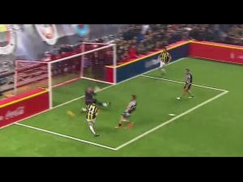 Ceyhun Eriş'in Golü | 4 Büyükler Salon Turnuvası | Beşiktaş 2 - Fenerbahçe 4 | (04.01.2016)