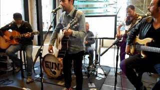 GUN : Live at the Apple Store Glasgow -  Taking On The World