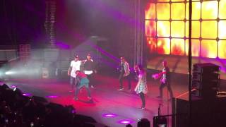 Chris Brown Dancing Freestyle March Madness -Future (Live in Manila)