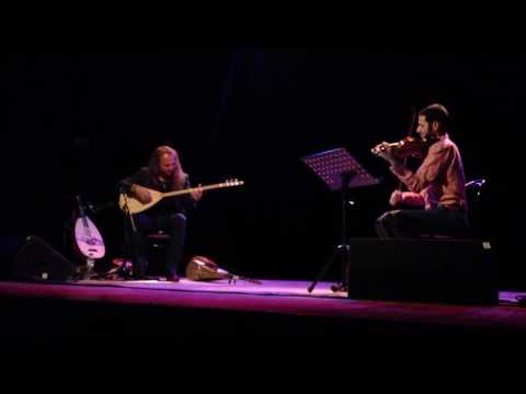 Efren Lopez & Michalis Kouloumis | Evlerinin Önü Mersin | B