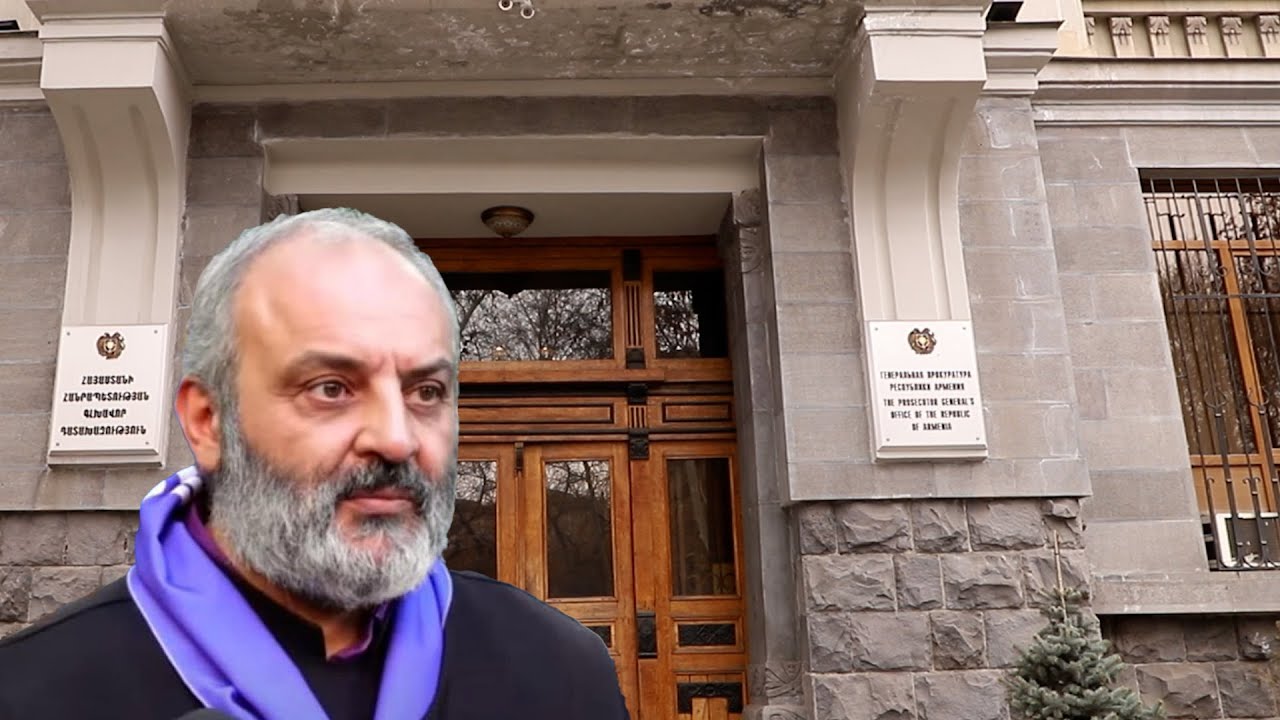 #Ուղիղ․ Բագրատ Սրբազանի գլխավորած շարժման ակցիան դատախազության շենքի մոտ