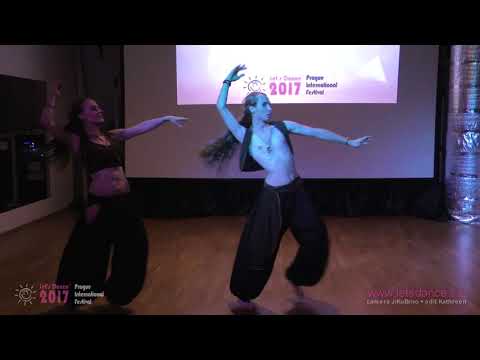 Bára Mólová & Zafar performing Khatwit Habibi from Suhaila Salimpour