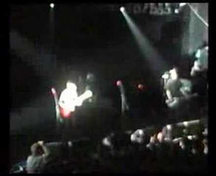 Franz Ferdinand "Cheating on you" Prague 2004