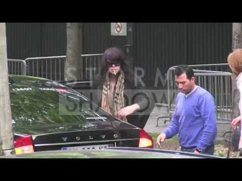 Singer Alex Hepburn promotion in Paris