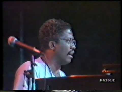 HERBIE HANCOCK & MICHAEL BRECKER 4et feat. BOBBY McFERRIN [VHS digitized] Live at Umbria Jazz 1988