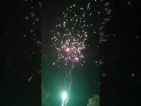 TB309 100 shots Tropic Fireworks