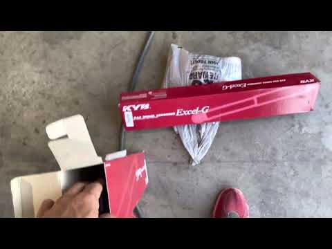 Changing rear shocks on Honda Odyssey 2011-2017 van