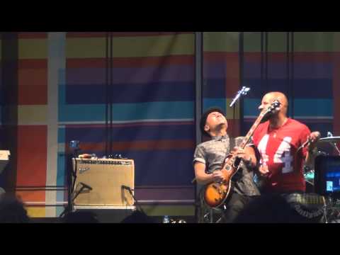 Mitchell Brunings RootsRiders Live Kwakoe festival 2015 (bob marley cover )