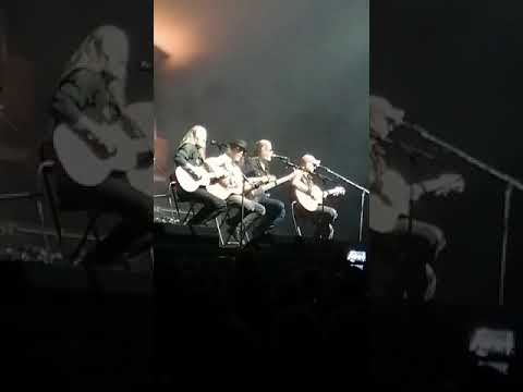 Cirkus kabát 7.8.2021 - Potkali se v Paříži