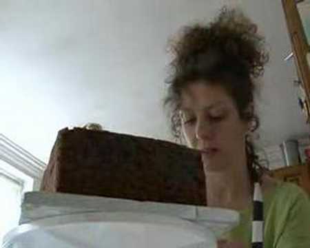 Ultimate Guide to... Wedding Cakes - WeddingTV