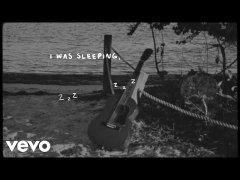 Gigi Perez - Sleeping (Lyric Video)