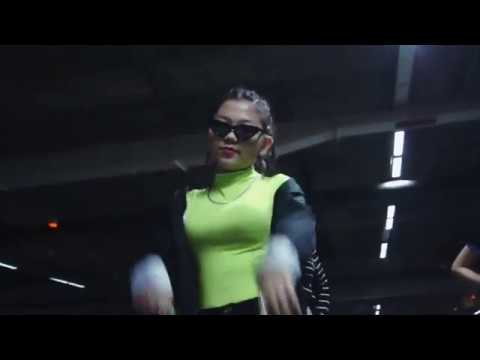 LOXEM I'm flexing on your bitch Official