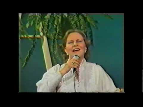 CHABUCA GRANDA "Bello Durmiente" - Guitarra: ALVARO LAGOS