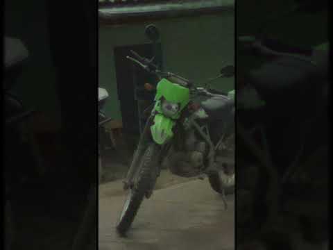 De borondo por Caicedo - Antioquia.            #kawasaki #honda #klx150 #honda300 #naturaleza