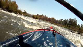 preview picture of video 'Touring kayak on a Vaal river rapid'