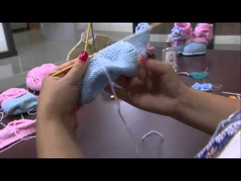 Mulher.com 01/04/2016 - Bota e gorro em tricô para bebê - Jaqueline Santos 1/2
