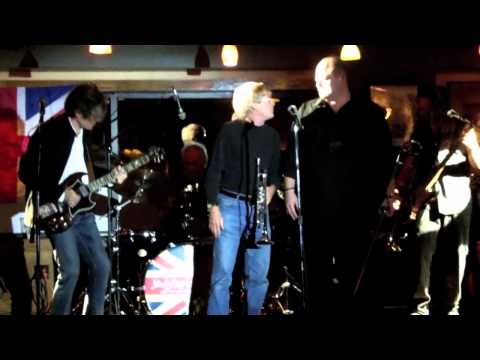 Mark Doyle and The Maniacs - Hideaway - Live @ The Stone Lounge - 10/01/2010